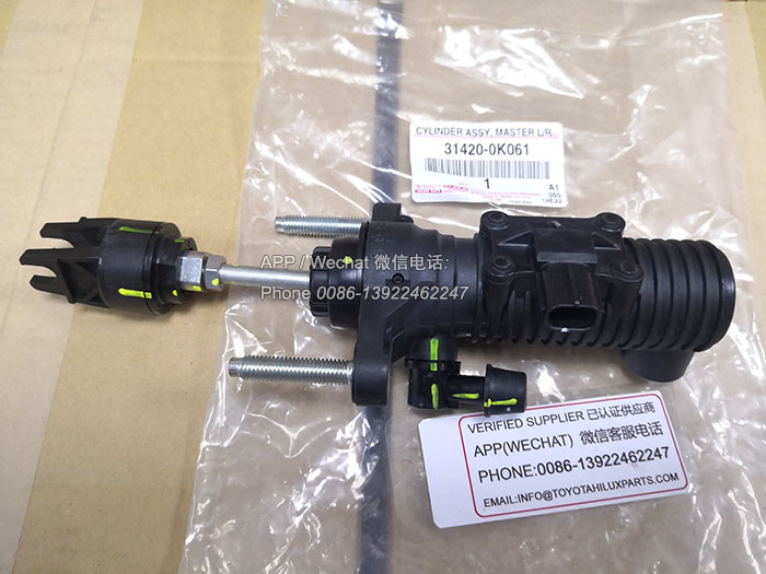 31420-0K061,丰田皮卡HILUX REVO离合器总泵